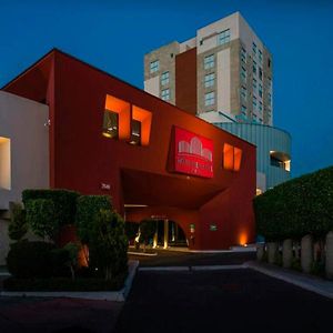 Hotel Puente Real
